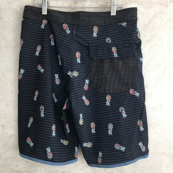 Rip Curl Black Pineapple Board Shorts Men's Size 30 - Picture 3 of 14